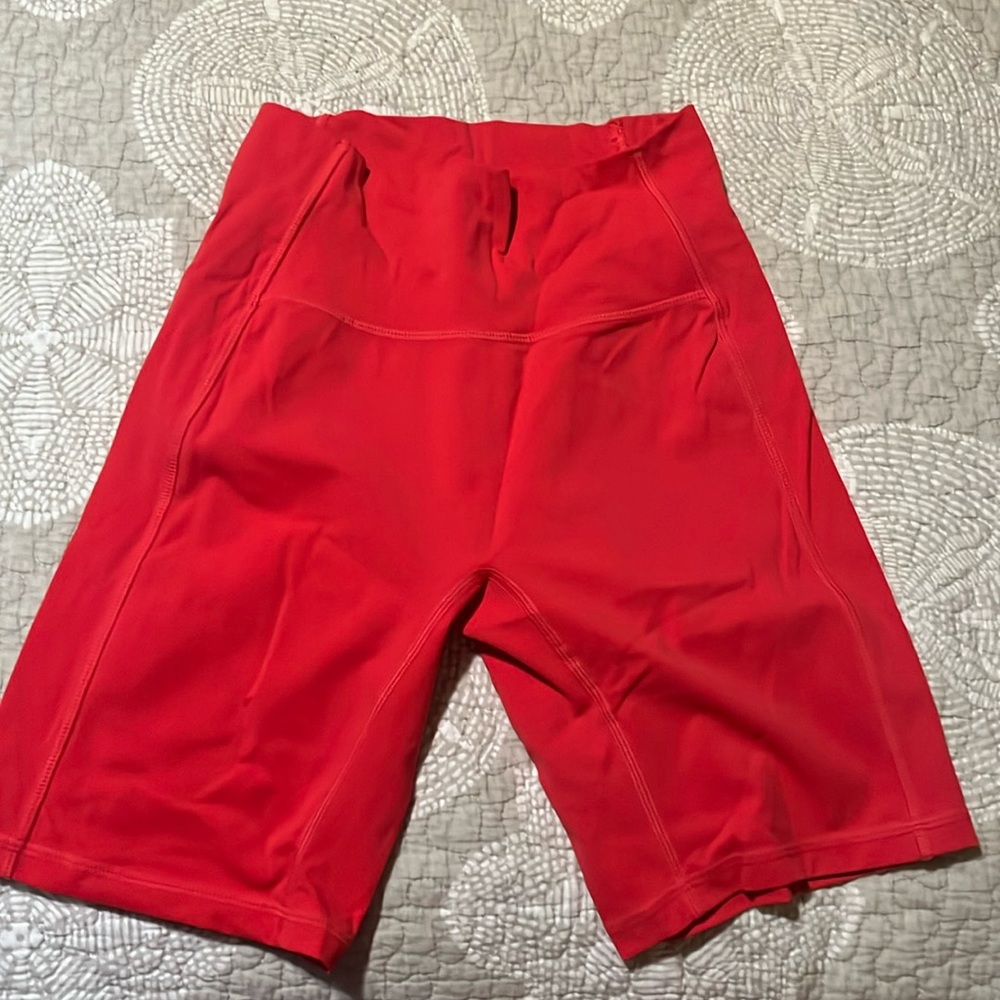 Alphalete biker shorts